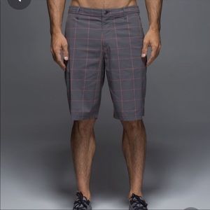 Lululemon 🍋 Men’s Kahuna Short Gray EUC